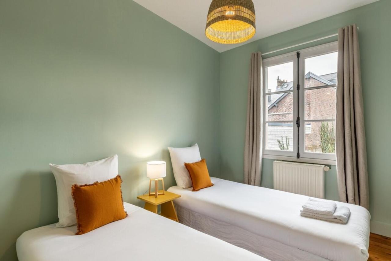 The house next door - 6 people - 3 bedrooms - 2 bathrooms Honfleur Buitenkant foto